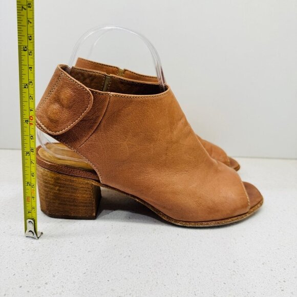 Mimosa Tan Camel Genuine Soft Leather Shoes Peep Toe Stacked Heel Sandals Sz 37 - Picture 2 of 15